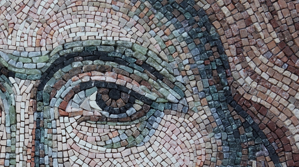 Mozaicul: contemporaneitatea unei arte străvechi