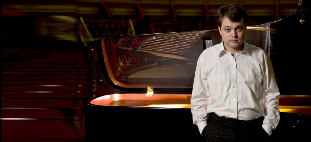 Pianistul Andrei Licaret omagiaza, la Londra, geniul creativ al lui George Enescu