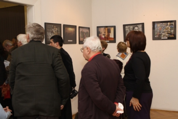 Traditii populare, expozitia artistilor fotografi din Romania si Ungaria